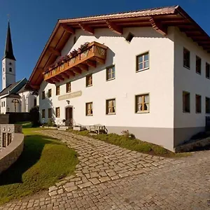 Zum Lebzelter Freyung